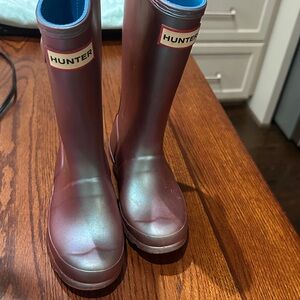 Hunter Shiny Purple Boots